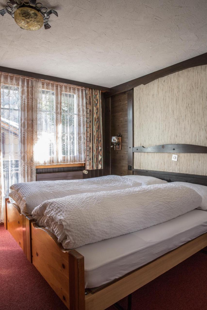 Hotel Burgener Саас-Фее Екстериор снимка
