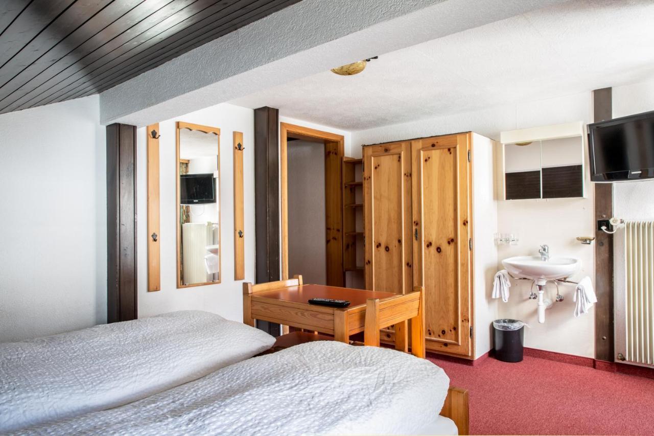 Hotel Burgener Саас-Фее Екстериор снимка