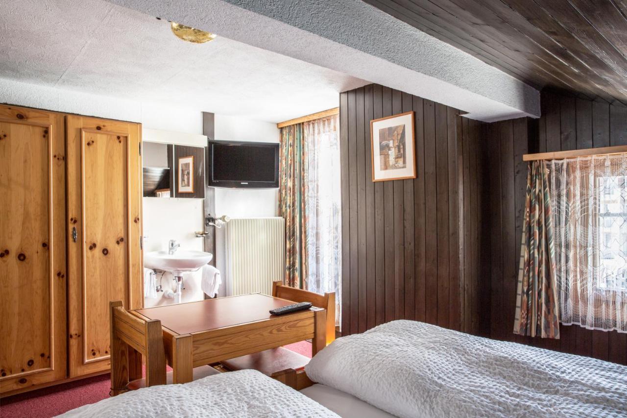 Hotel Burgener Саас-Фее Екстериор снимка